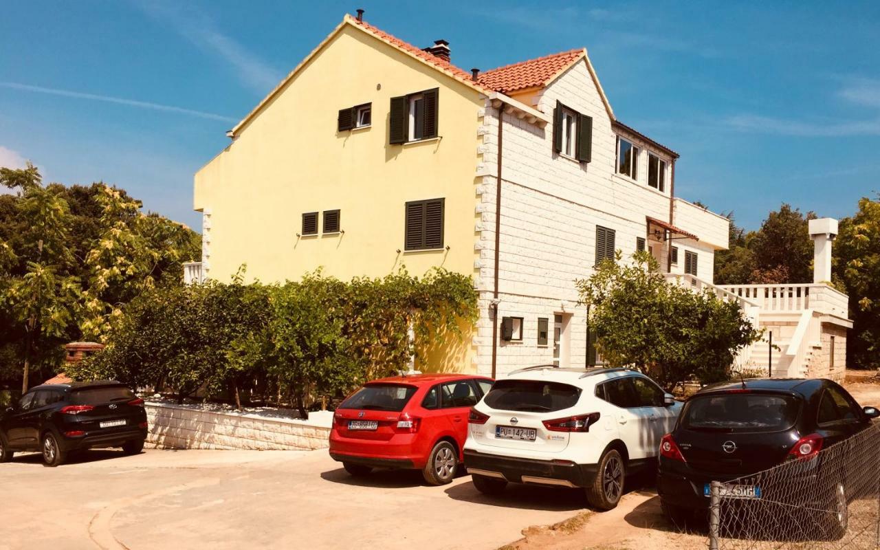 Apartments Daniela Korčula Buitenkant foto